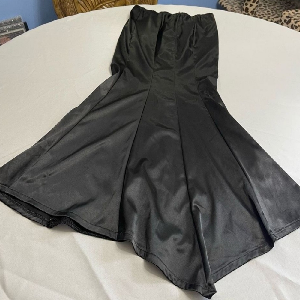 RARE 90's morbid threads skirt - Picture 10 of 11